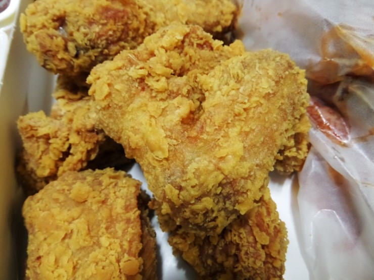 네네후라이드치킨 이미지