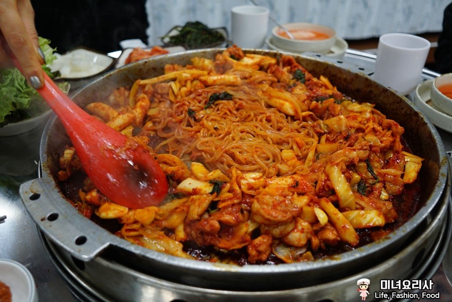 엄마손닭갈비 이미지