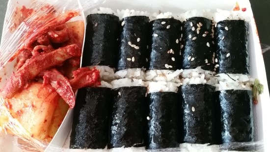 김밥에 라면 이미지