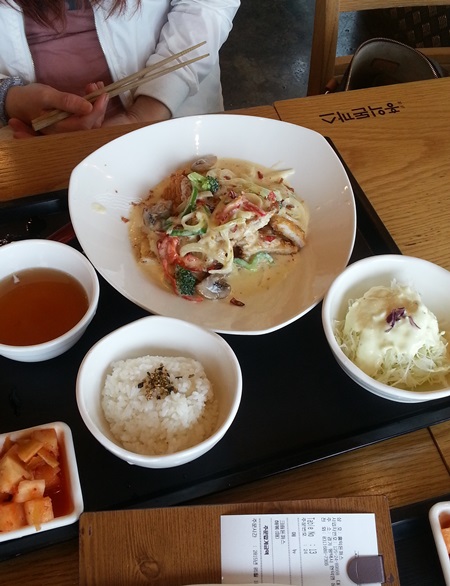 홍익돈가스 이미지