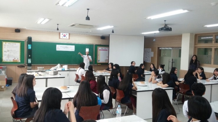 글로리아제과 이미지