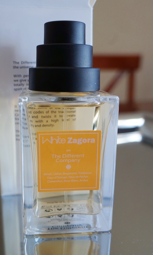 더 화이트(The White) 이미지