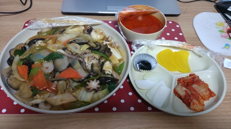 태극반점 이미지