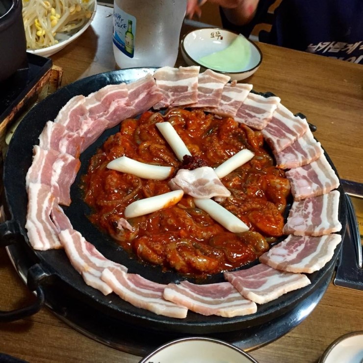 쭈꾸미삼겹살 이미지