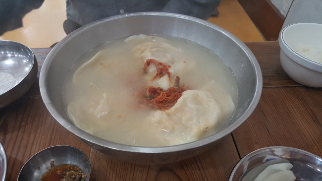 평양만두 이미지