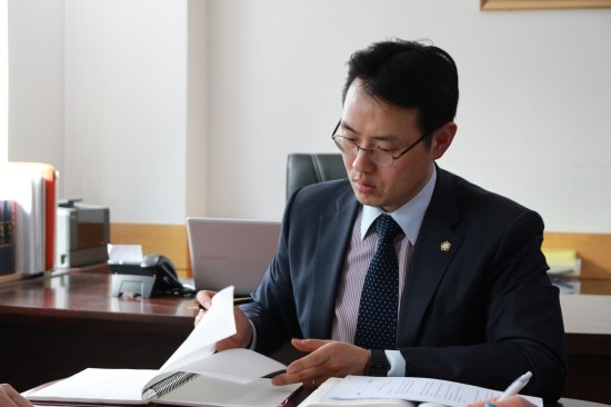 주식회사 씨커뮤니케이션즈 이미지