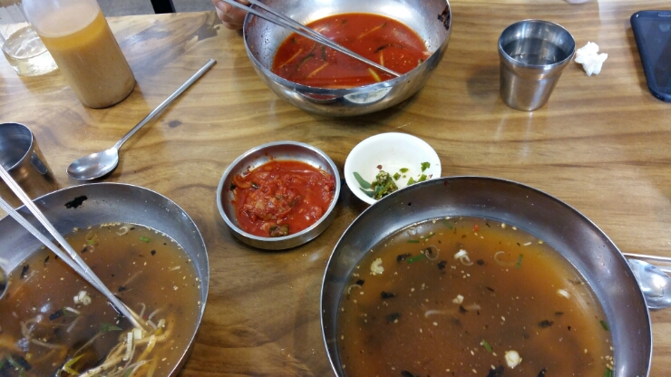 메가리 국수 이미지