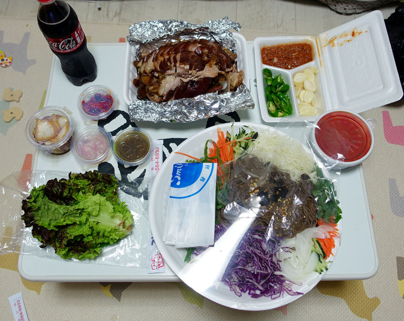 용산서남왕족발 이미지