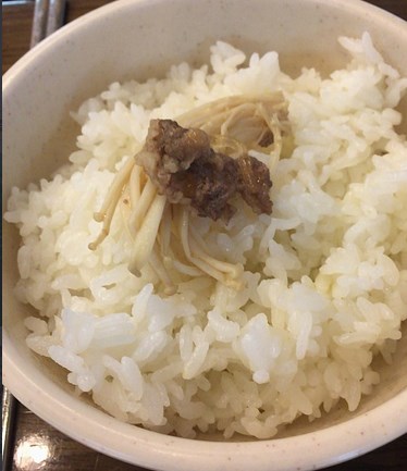 나홀로뚝배기 이미지