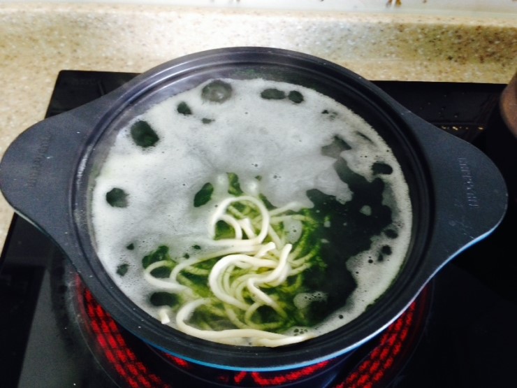 조개생칼국수 이미지