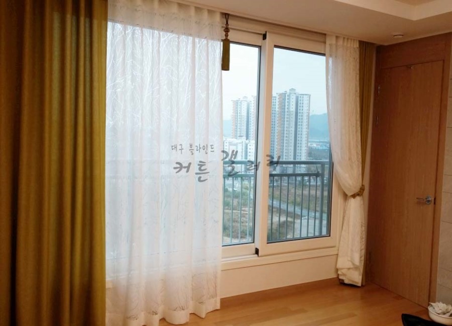 명성커텐 이미지