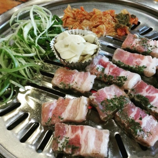 벌집삼겹살 이미지