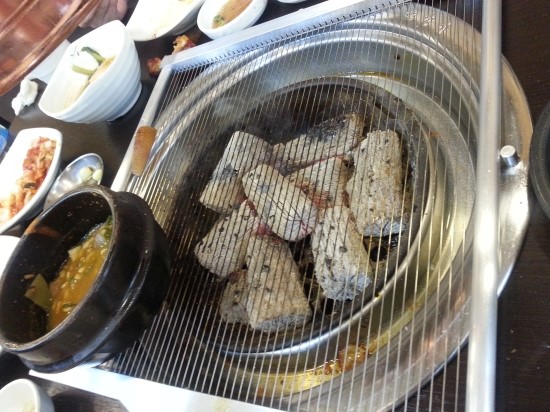 육화숯불생고기 이미지