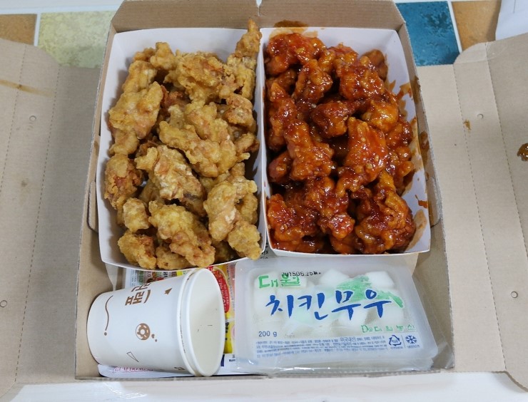금동이두마리치킨 이미지