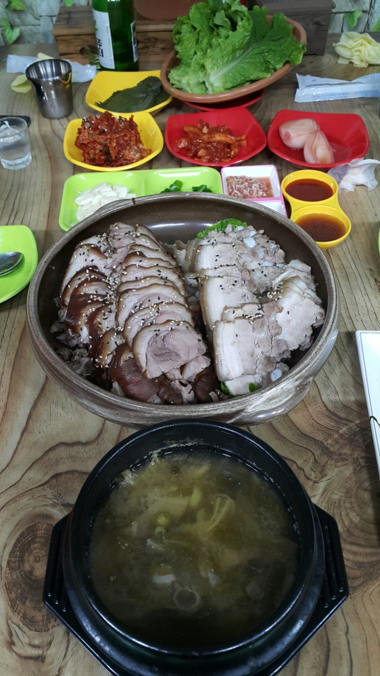 돈돈보쌈족발 이미지