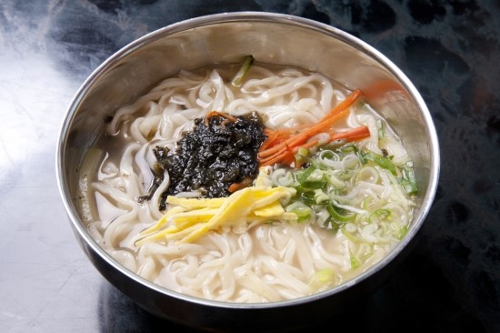 도란칼국수 이미지