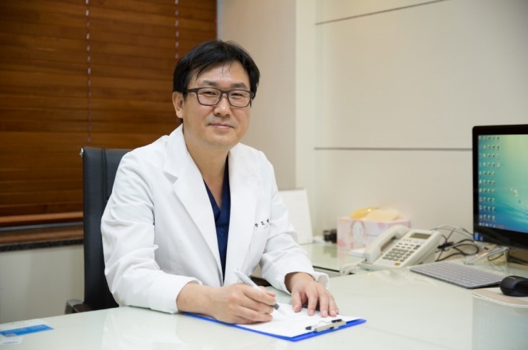 더코성형외과 이미지