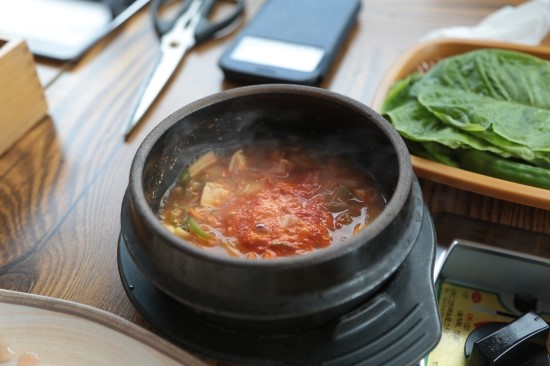 만복흑돼지 이미지