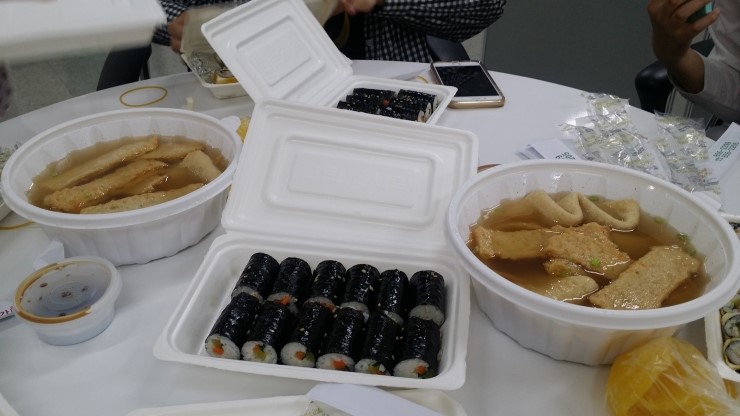 짠지계란말이김밥 이미지