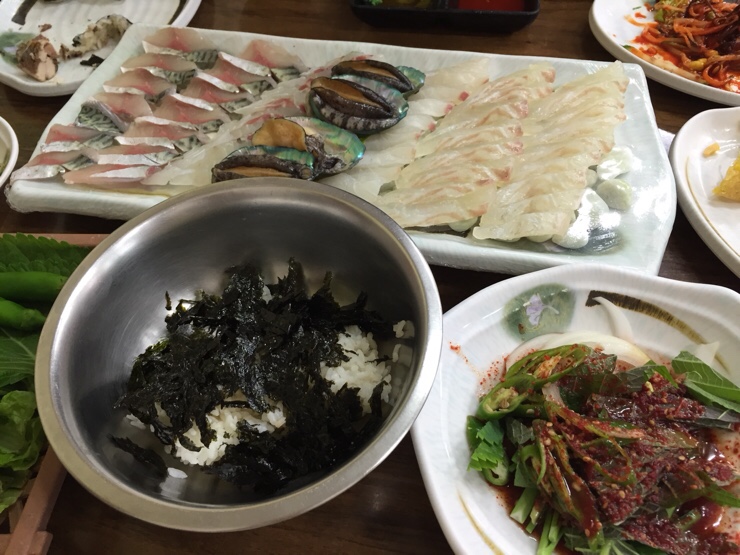 꼬소한 김밥 이미지