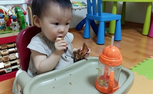 딸랑구족발 이미지