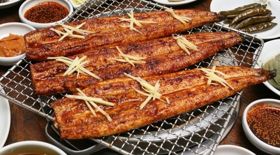 장어랑여자랑 이미지