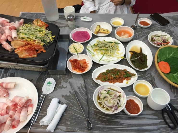 고인돌구들장삼겹살 이미지