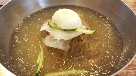육쌈냉면 이미지