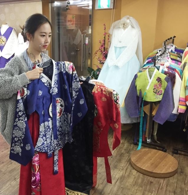 라미라우리옷 이미지