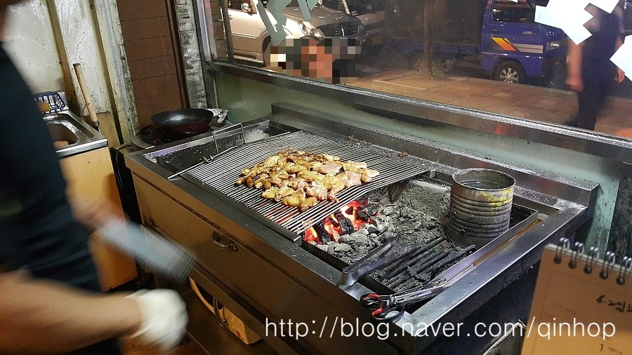 데니쉬숯불바베큐 이미지