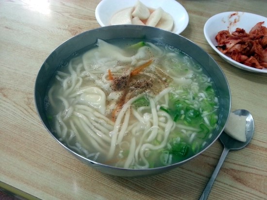 개봉칼국수 이미지