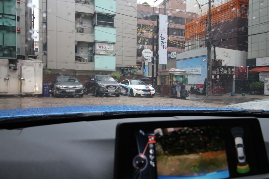 래리살롱 이미지