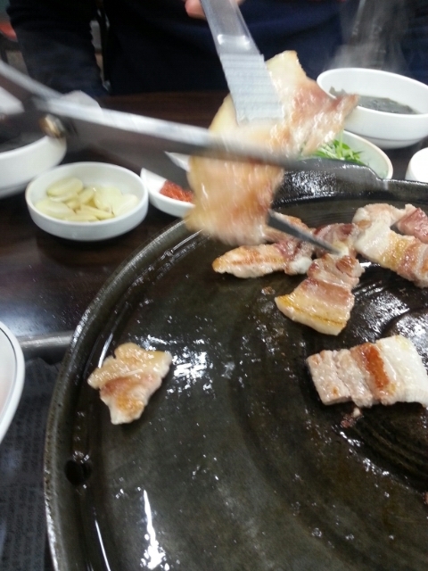 맛있다솥뚜껑삼겹살 이미지