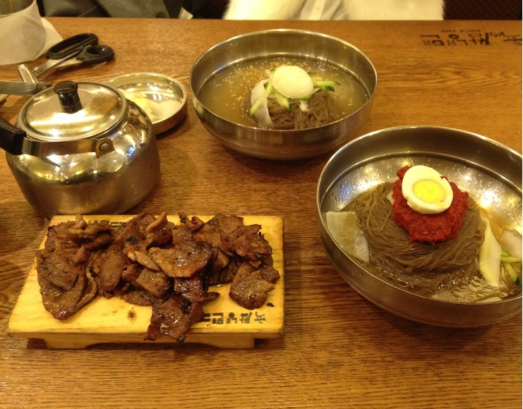 육쌈냉면 이미지