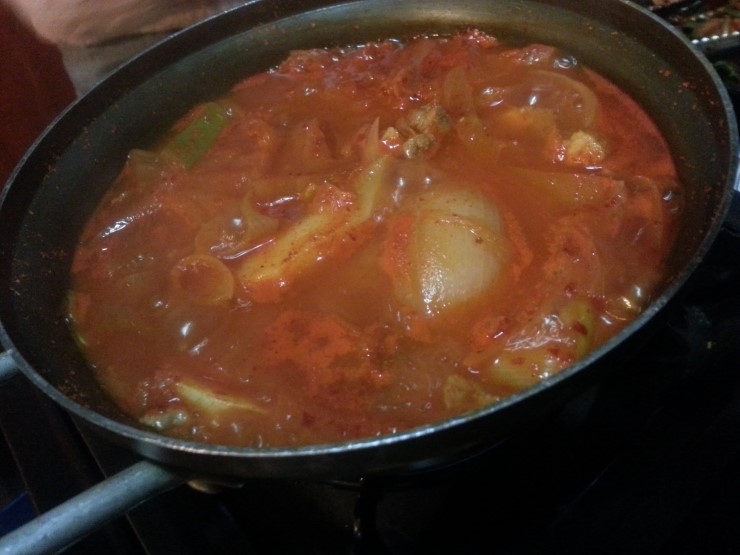돼지듬뿍진짜김치찌개 이미지