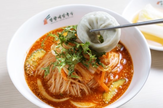 망향비빔국수 이미지