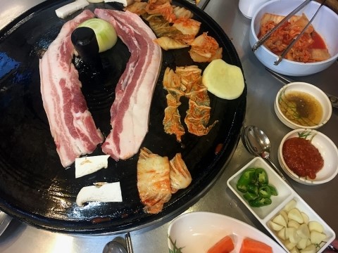 왕뚜껑삼겹살 이미지