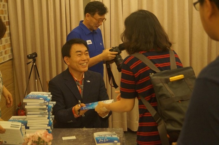 여행보내주는남자 이미지