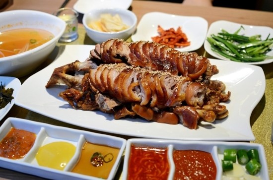 우리동네족발집 이미지