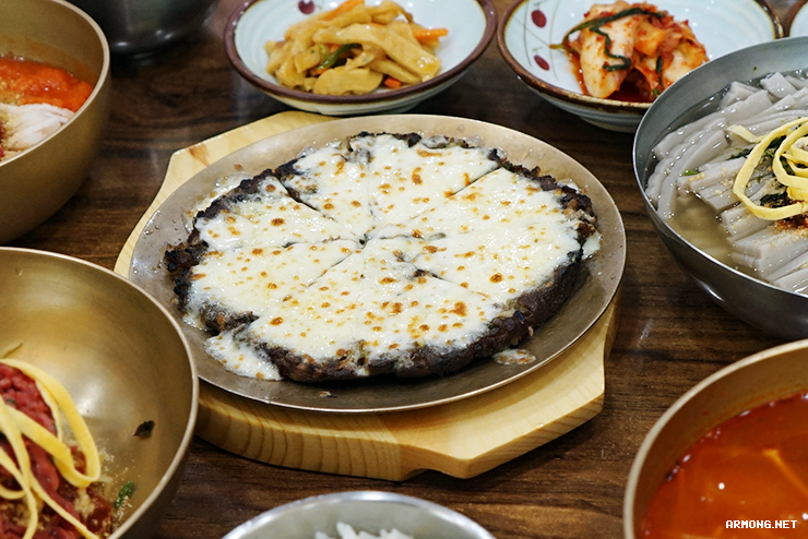 육회퐁당 이미지