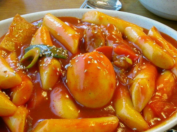 먹고먹고떡볶이 이미지