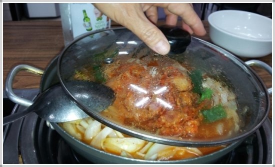 통돼지두루치기 이미지