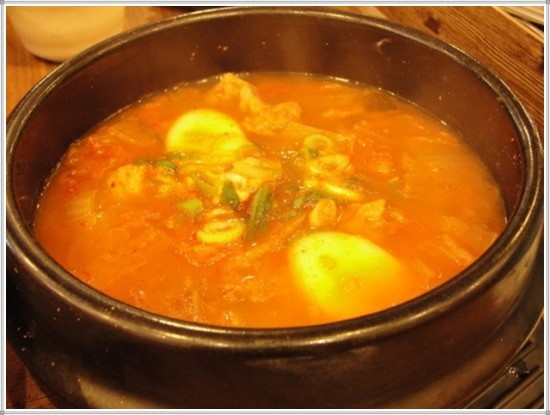오모가리김치찌개 이미지