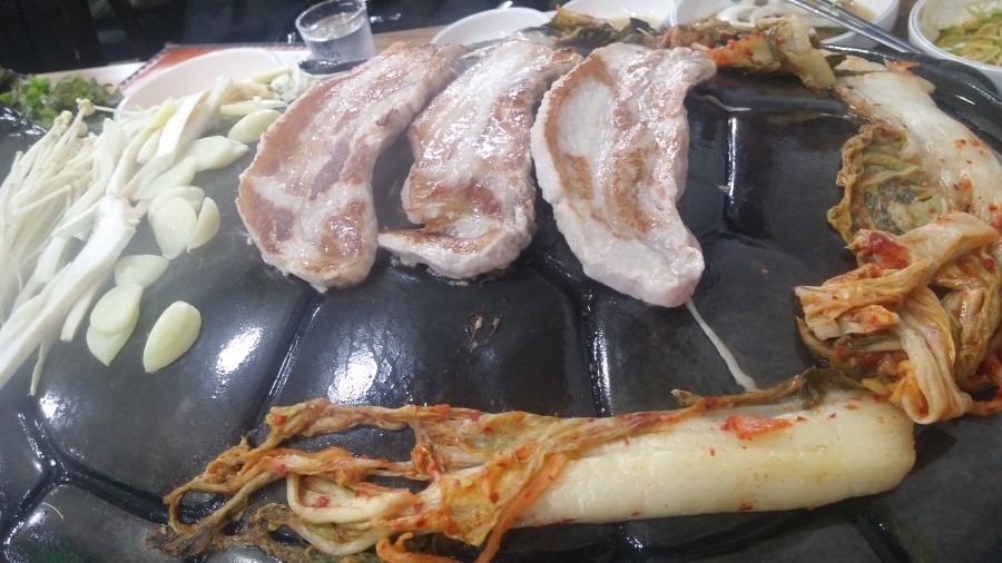 거북솥삼겹살 이미지