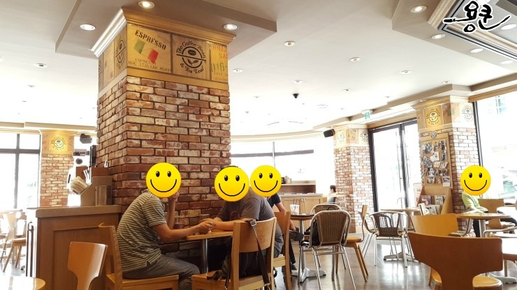 커피빈매봉역점 이미지