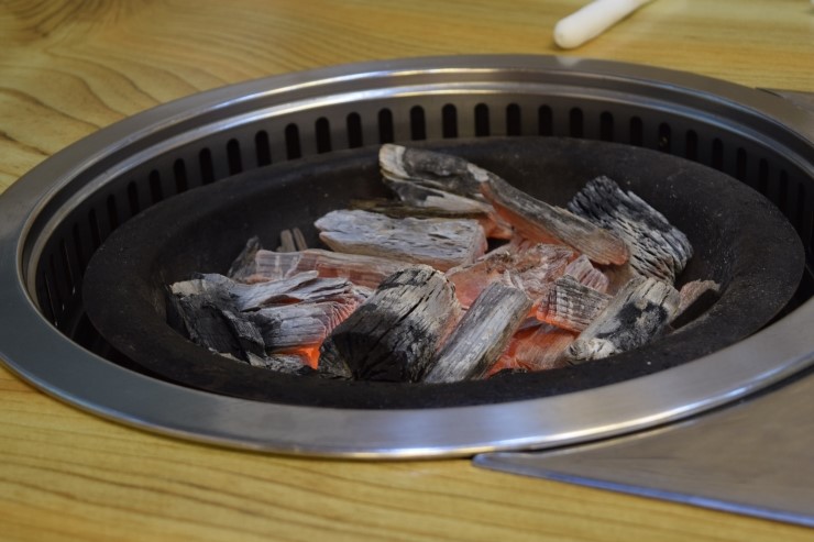 마당숯불돼지 이미지