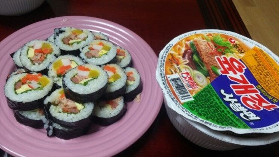 라면과김밥 이미지