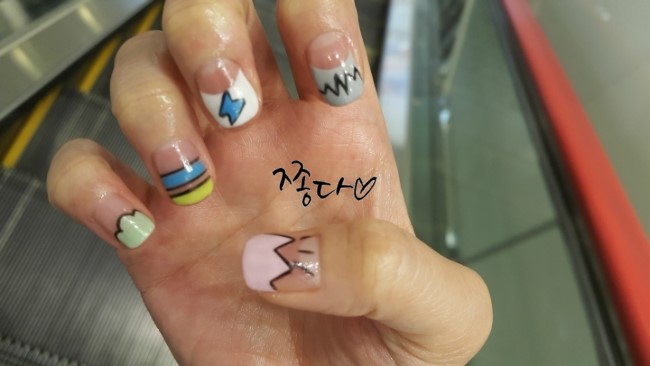 네일;몽슈슈 이미지