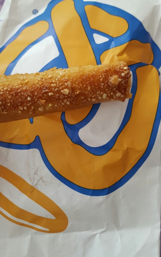 엔티엔스(Auntie Anne's)프레즐 이미지