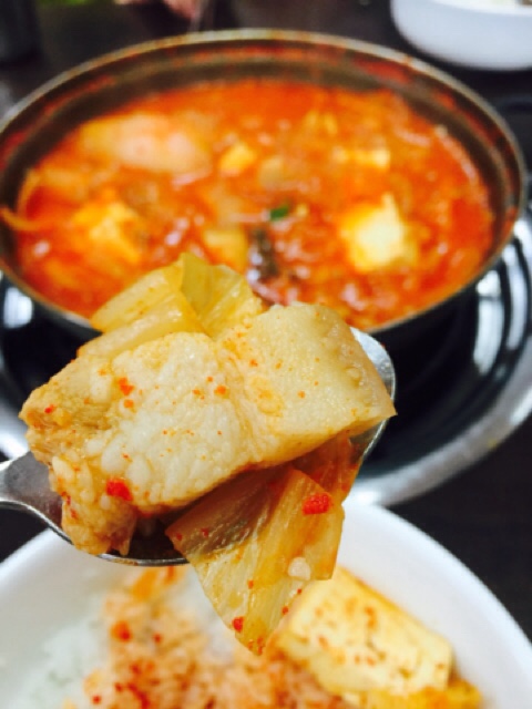 시골통돼지김치찌개 이미지